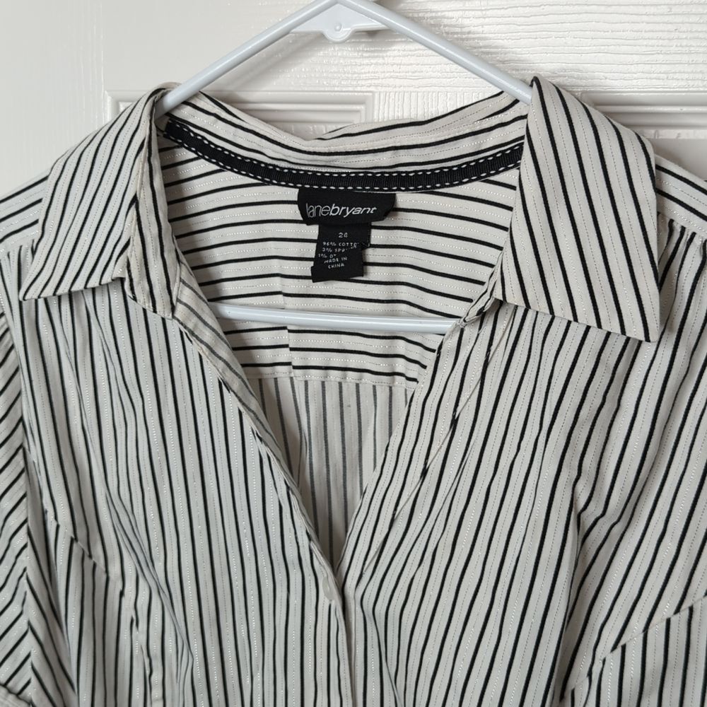 Lane Bryant Short Sleeve Metallic Striped Shirt Size 24
